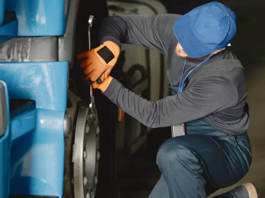 What Spare Parts Should You Always Have in Your Truck in Case of Emergency?